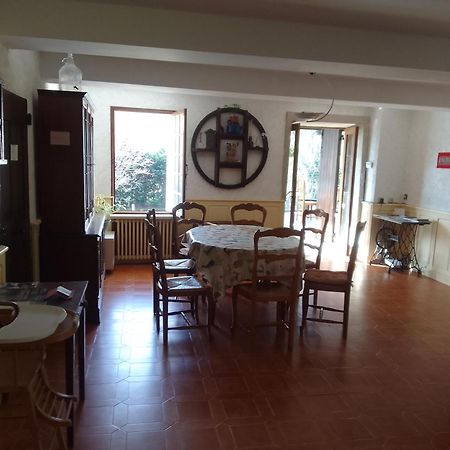 Les Favouilles - Gite & Chambres D Hotes Dauphin Ngoại thất bức ảnh